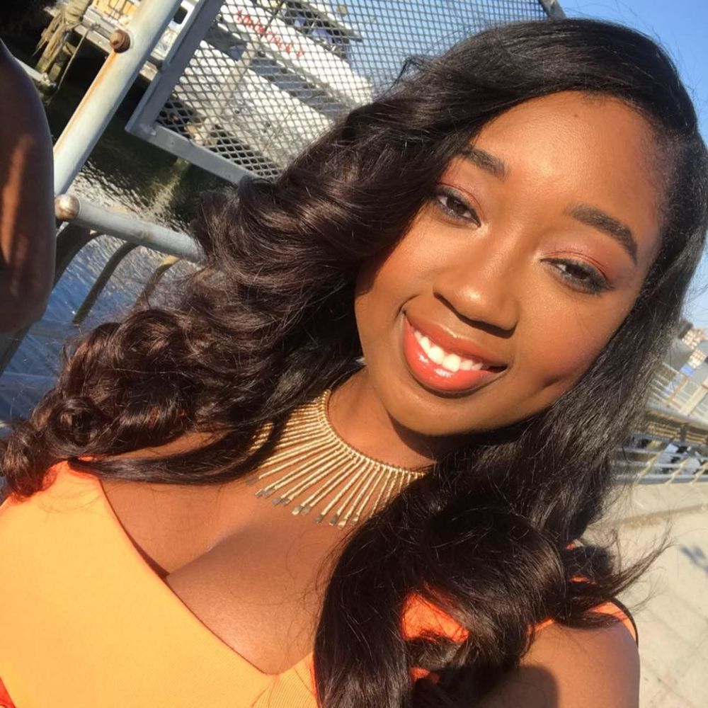Meet your Posher, Chanelle